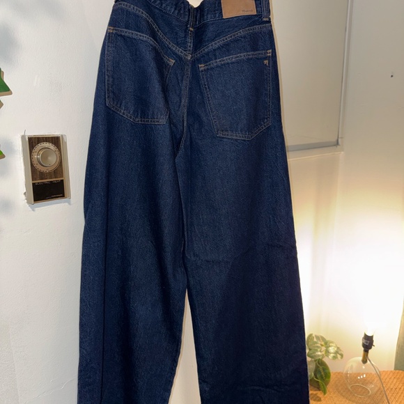 Madewell Dark Wash SuperWide Leg Jeans | High Rise | Classic Denim - Picture 3 of 4